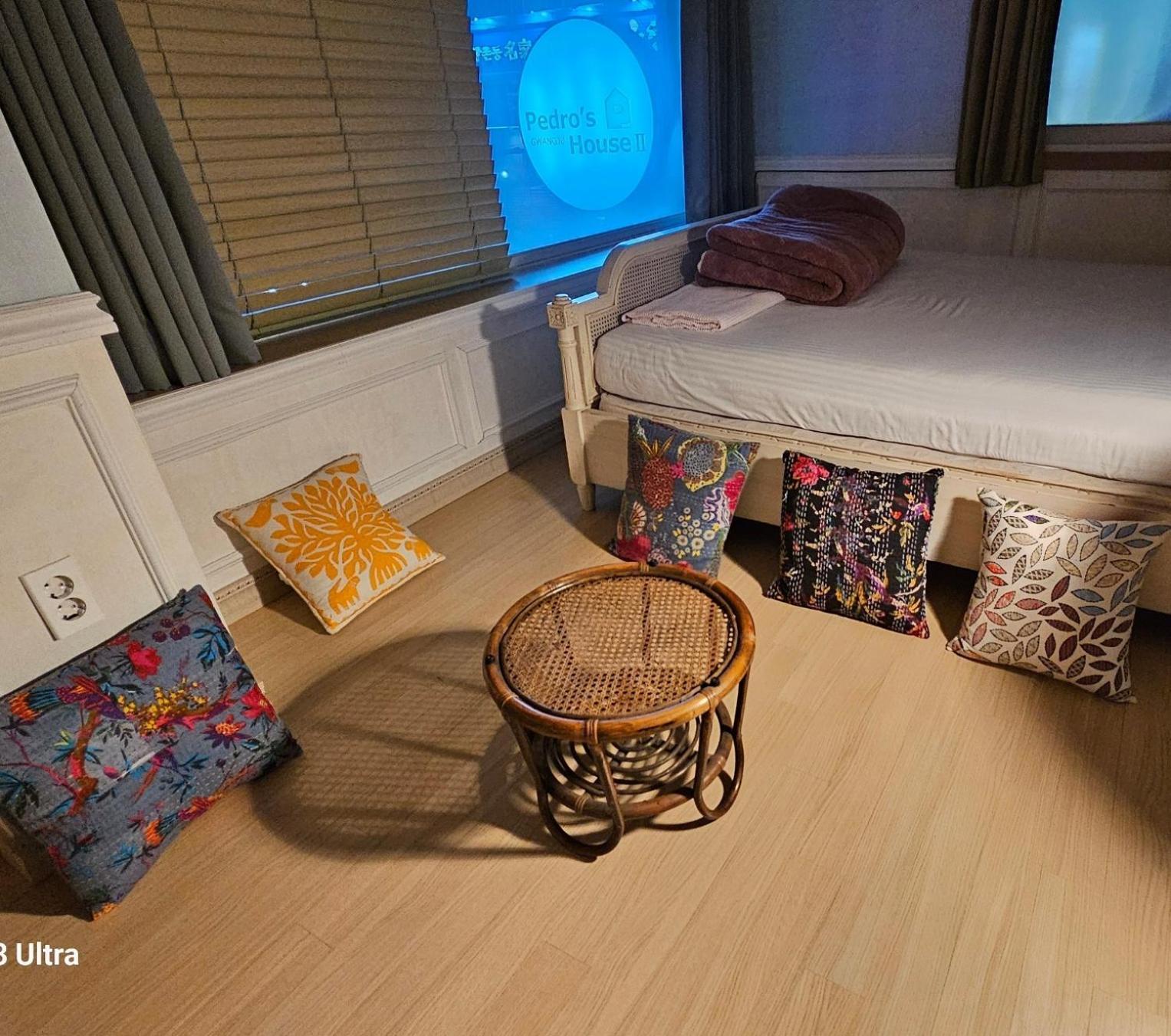 Pedro'S House - Foreigners Only Gwangju Metropolitan City Exterior photo